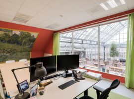 Wilp, Schoneveld Breeding PlantXperience Kantoor Kas Maatwerk Interieur Intermontage